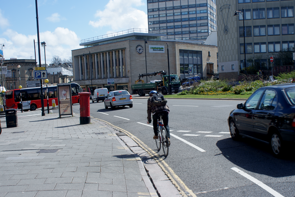 The photo for Advisory Cycle Lane Onto Queens Road Bristol Problem.