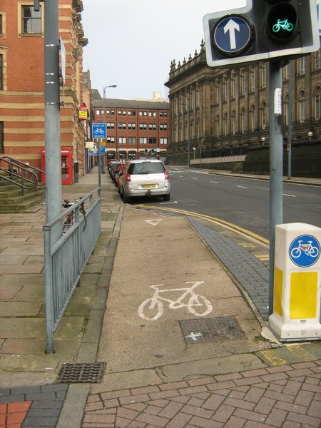 The photo for Cycle lane not followed through.